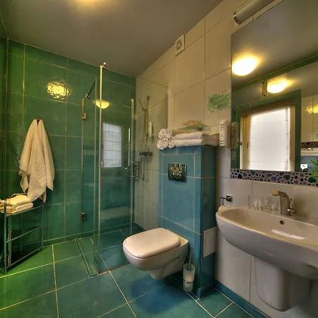 H Herkules شقة فندقية